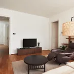 Premium Apartments Near Naschmarkt In Central Wien 24H Check-In