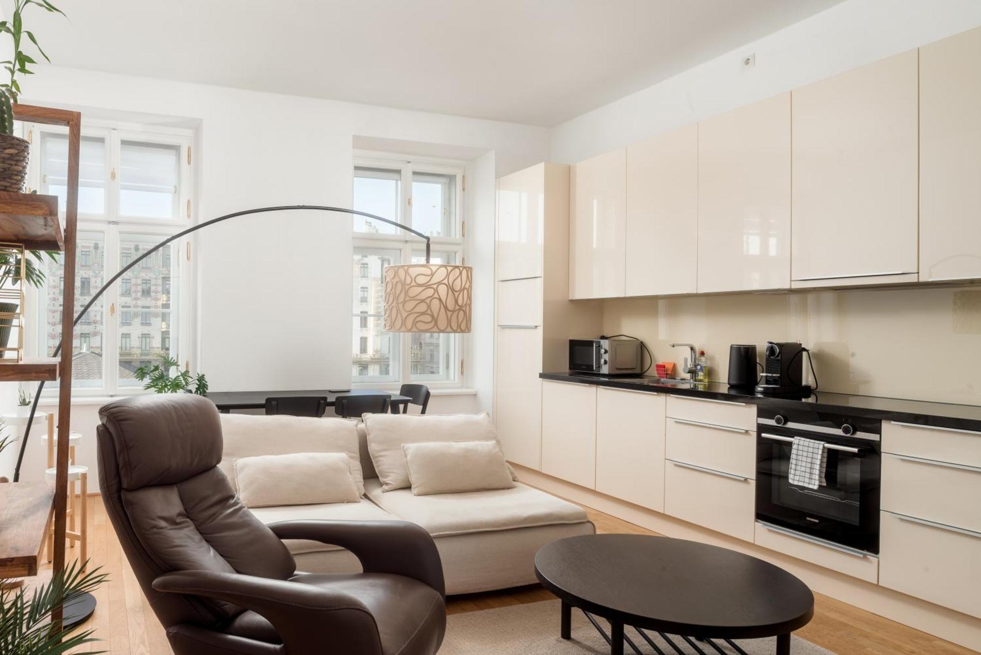 Premium Near Naschmarkt In 24h Check-in Apartment