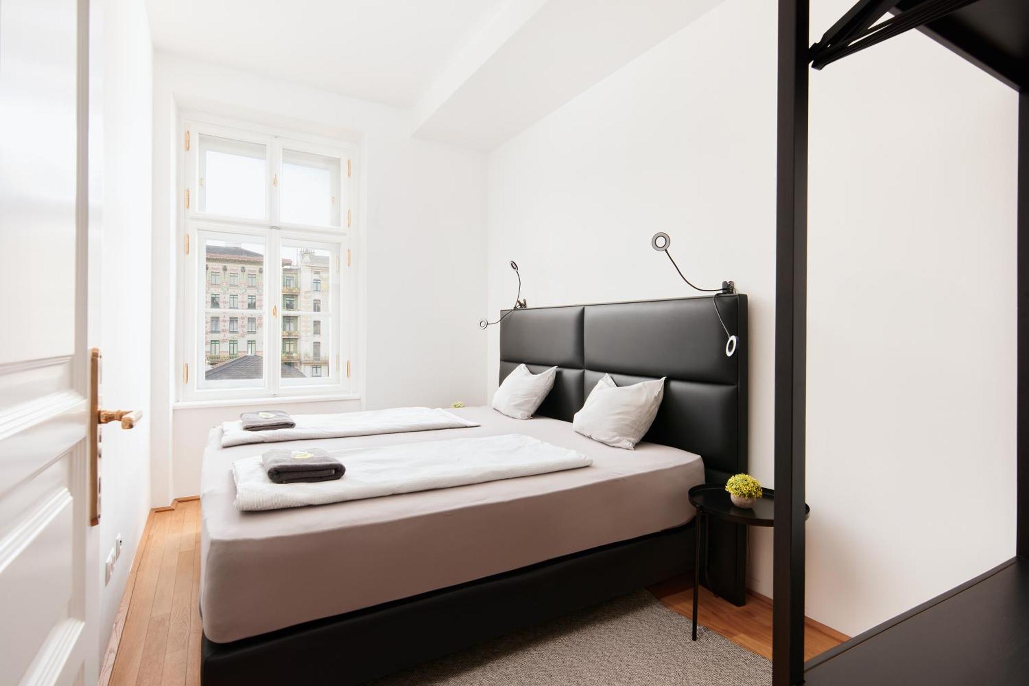 Premium Near Naschmarkt In 24h Check-in * Vienna