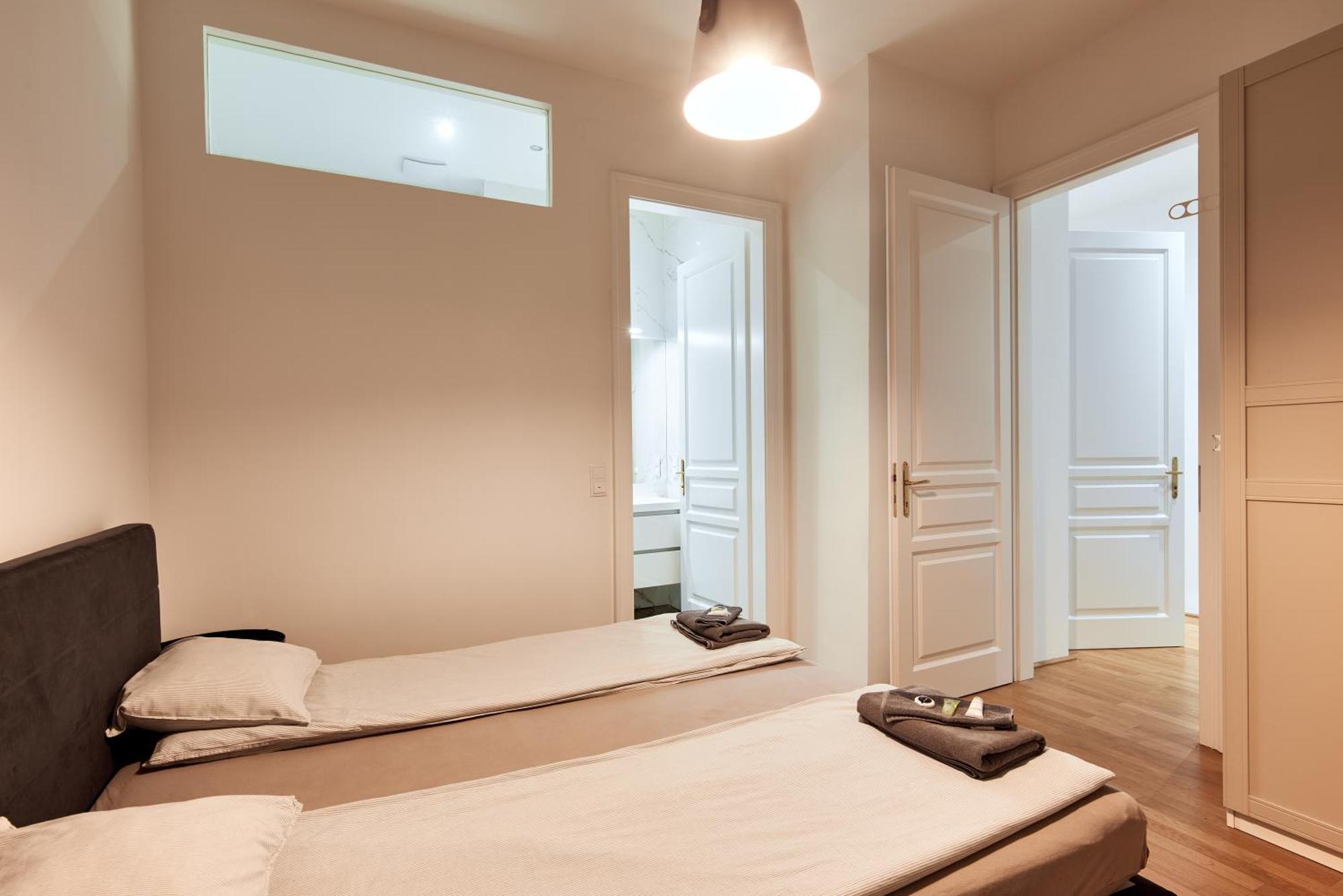 Premium Near Naschmarkt In 24h Check-in Apartment Vienna