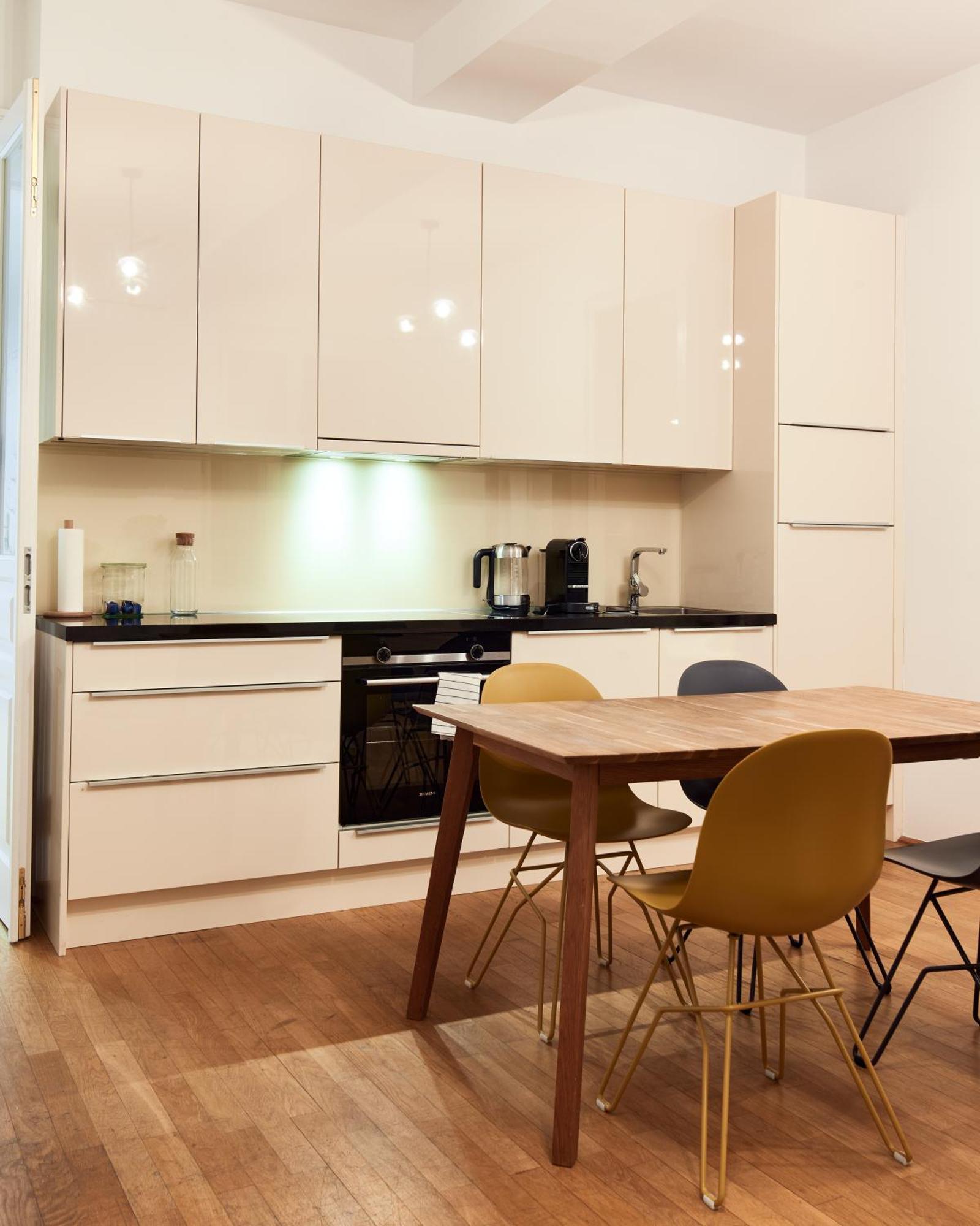Premium Near Naschmarkt In 24h Check-in Apartment